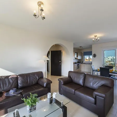 Elise Apartamento Paralimni